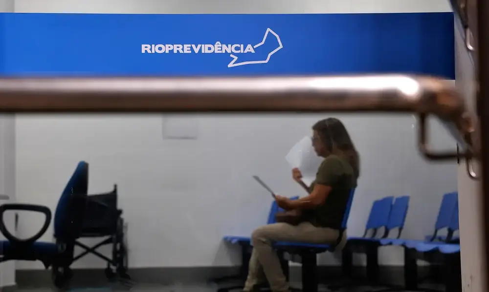 Alerj restringe investimentos do Rioprevidência a bancos federais