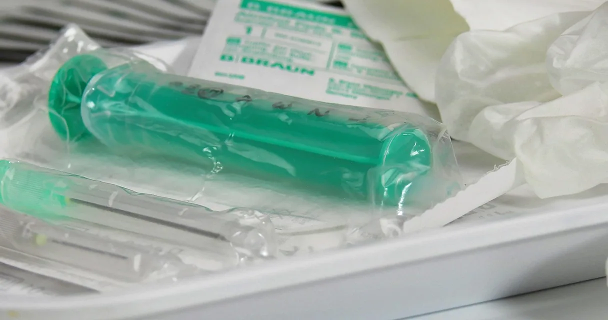 Embalagens de esterilização empilhadas