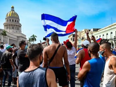 Cubano sem remédio: 'Estão nos matando aos poucos
