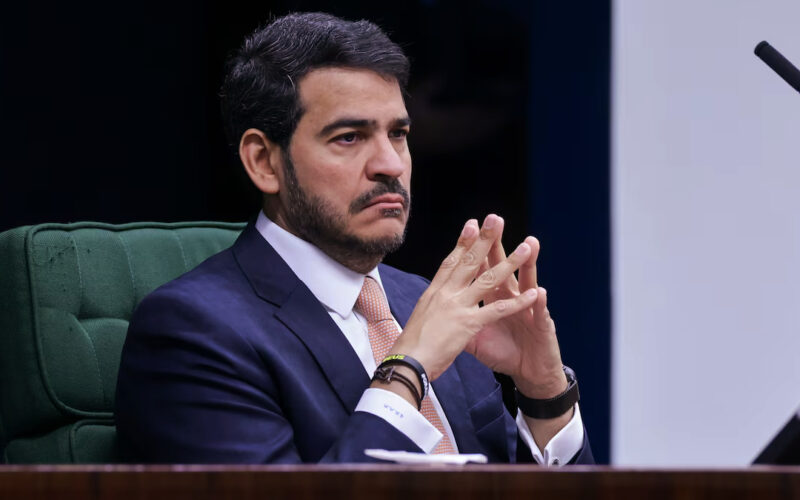 Messias cobrará retidão no STF em sabatina apertada no Senado