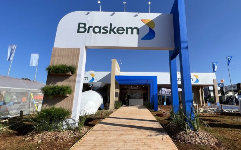 Petrobras cede preferência e assina novo acordo na Braskem