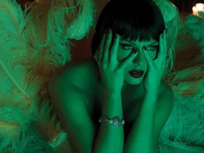 Taylor Swift registra marcas contra uso indevido de IA