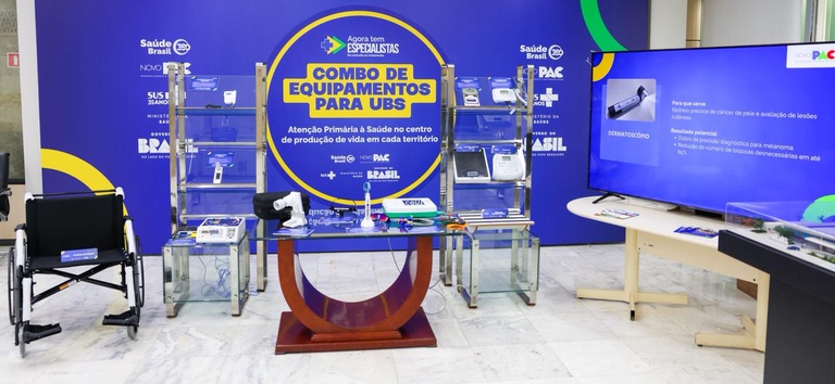 Saúde leva R$ 1,6 bi em equipamentos para UBS na Marcha dos Prefeitos