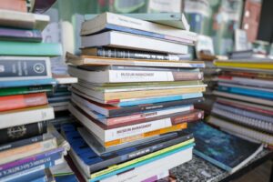 Venda de livros cresce 6,5% no Brasil; obras gerais lideram
