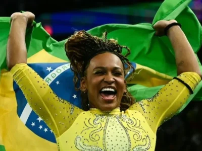 Rebeca Andrade crava maior nota do mundo no salto em 2026