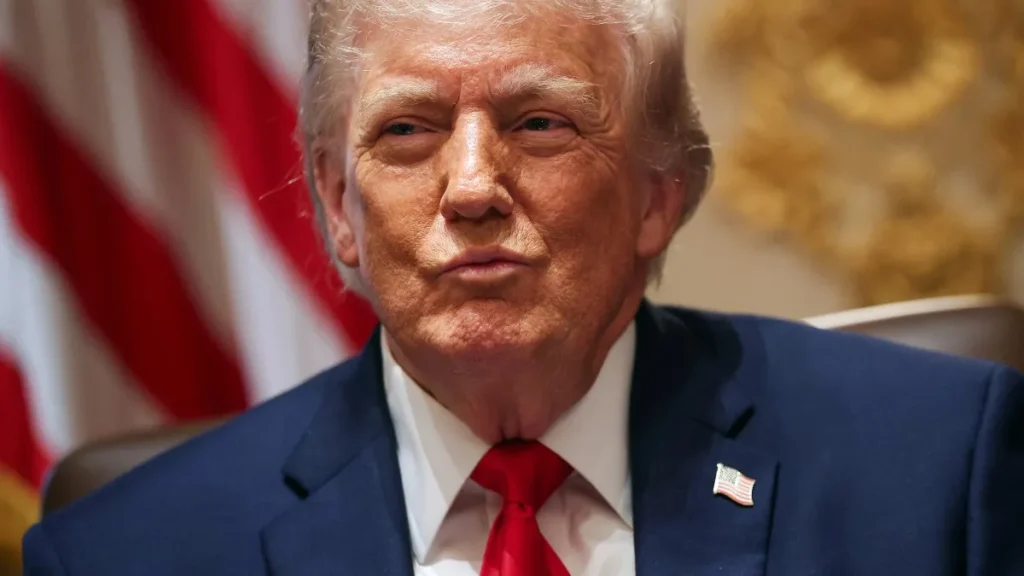 Trump indica 90% de aliados políticos a embaixador