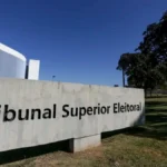 TSE suspende cadastro após filiação indevida de Flávio Bolsonaro